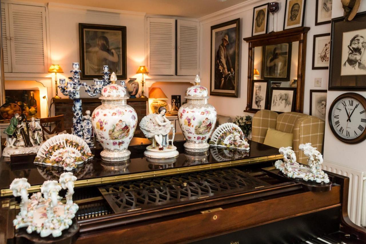 Bed & Breakfast The Gallery B&b, The Glen, ,county Cork Kinsale