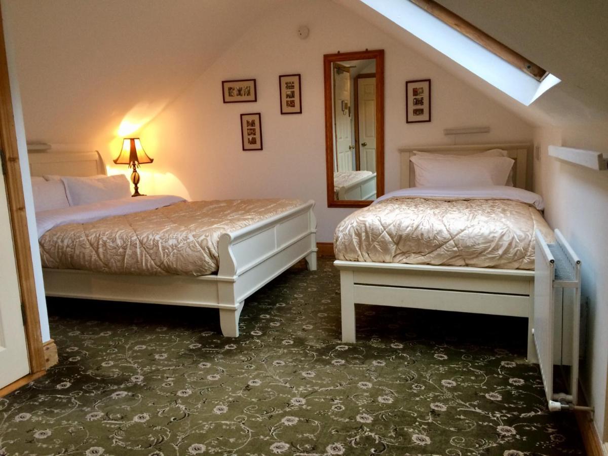 The Gallery B&b, The Glen, ,county Cork * Kinsale