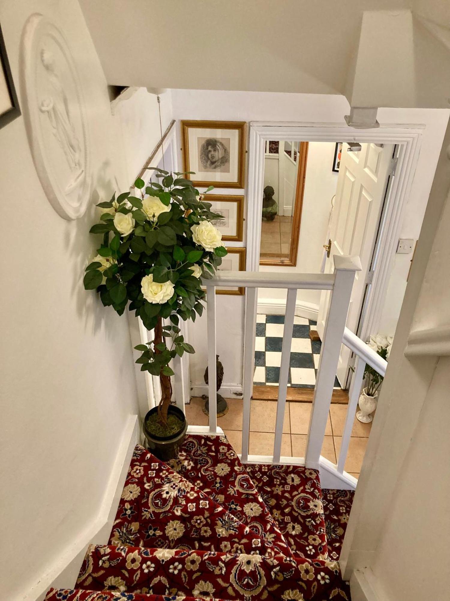 Bed & Breakfast The Gallery B&b, The Glen, ,county Cork