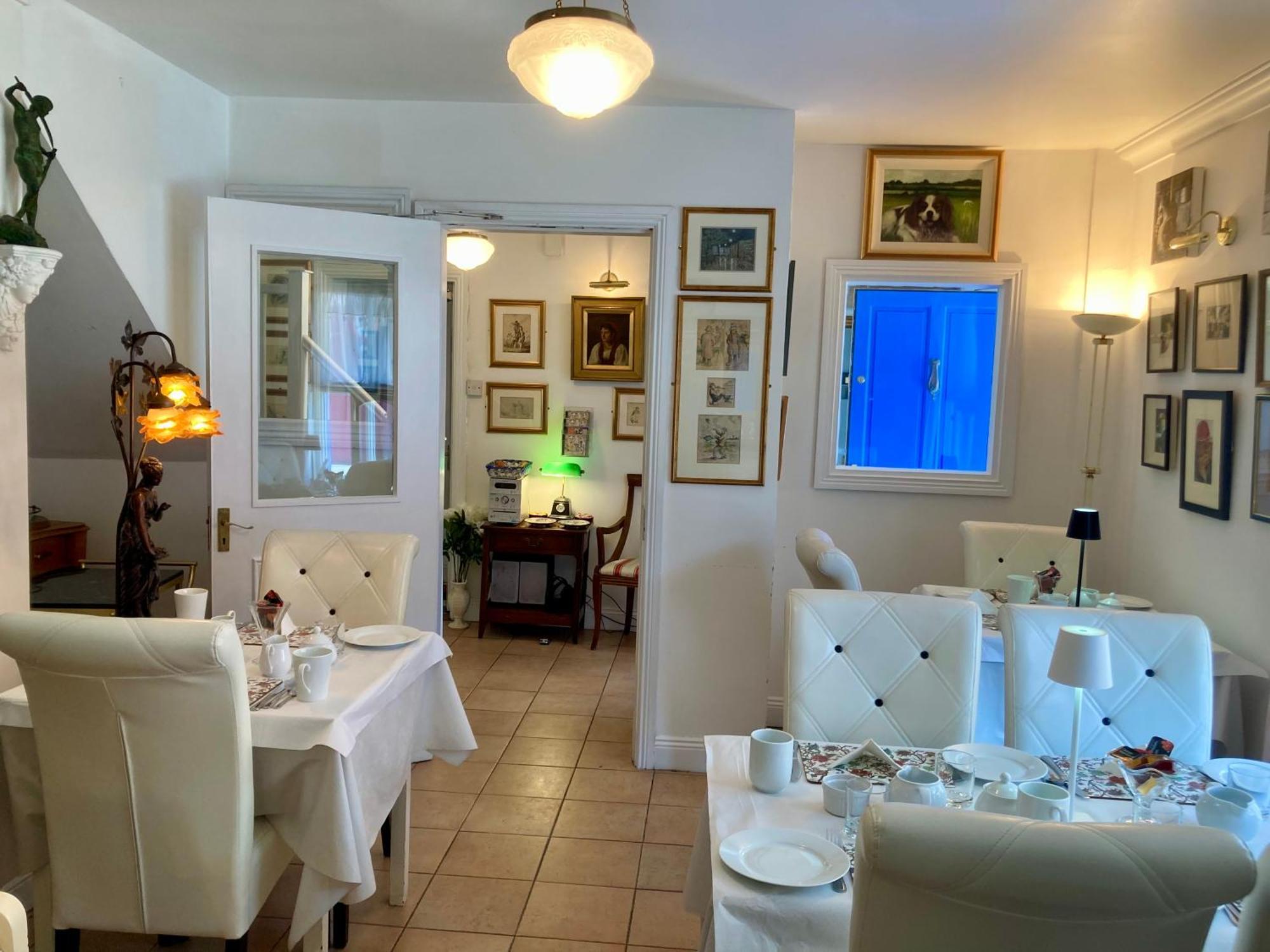 Bed & Breakfast The Gallery B&b, The Glen, ,county Cork