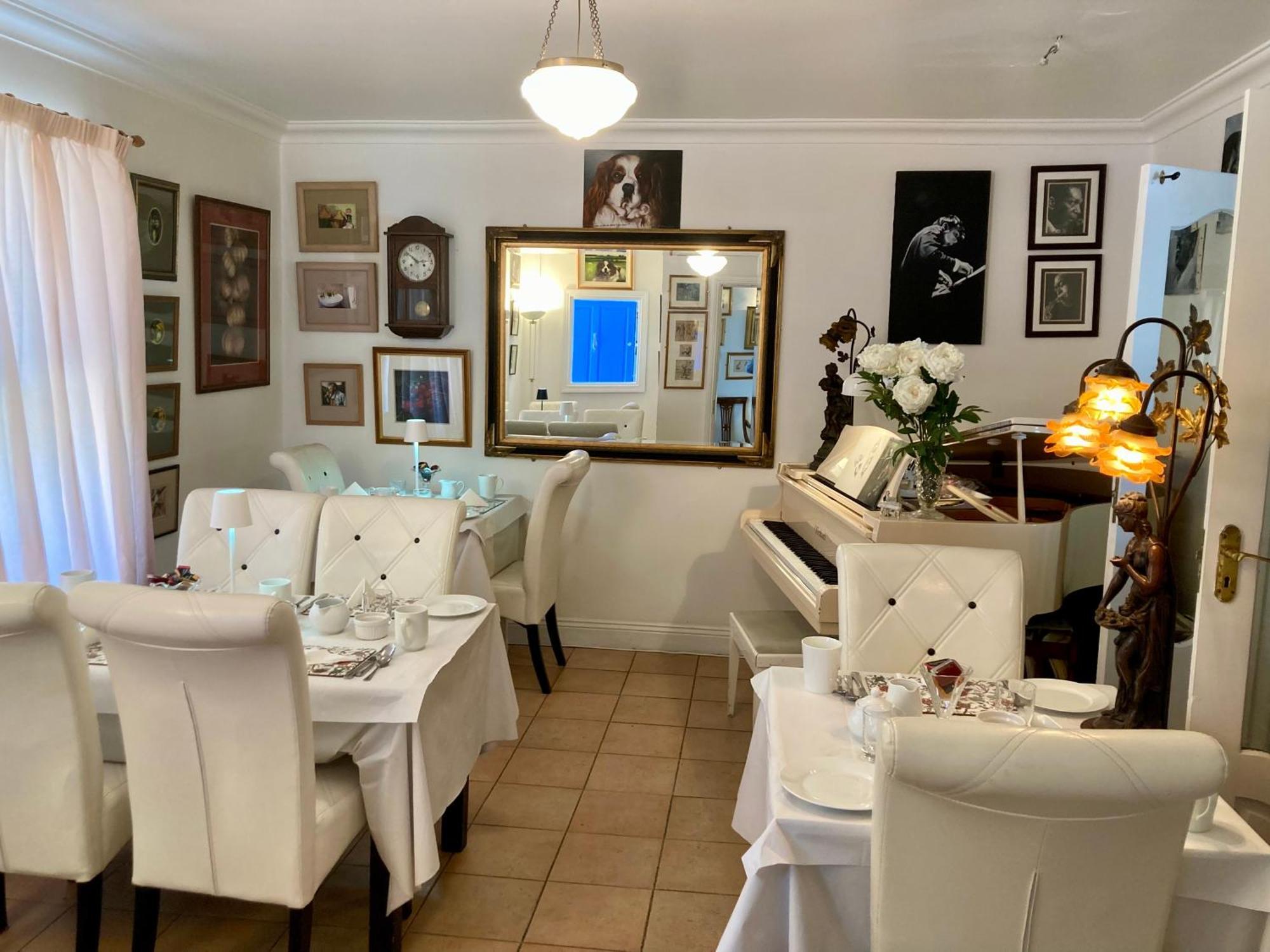 The Gallery B&b, The Glen, ,county Cork Bed & Breakfast *